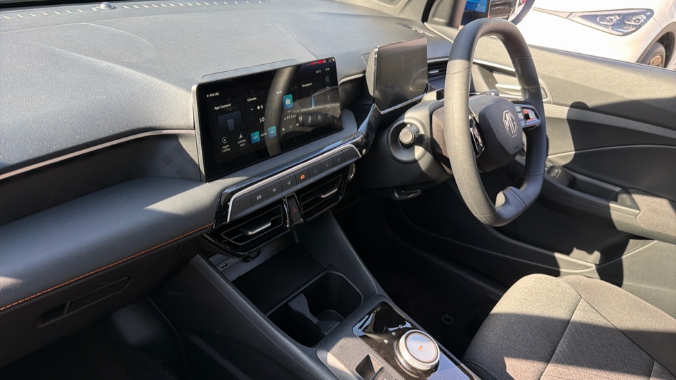 MG MG3 1.5 Hybrid SE 5dr Auto Hybrid Hatchback - Image 9