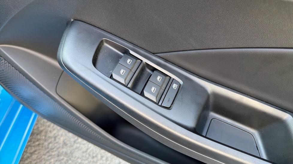 MG MG3 1.5 Hybrid SE 5dr Auto Hybrid Hatchback - Image 24