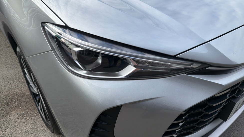 MG ZS 1.5 Hybrid+ Trophy 5dr Auto Hybrid Hatchback - Image 22