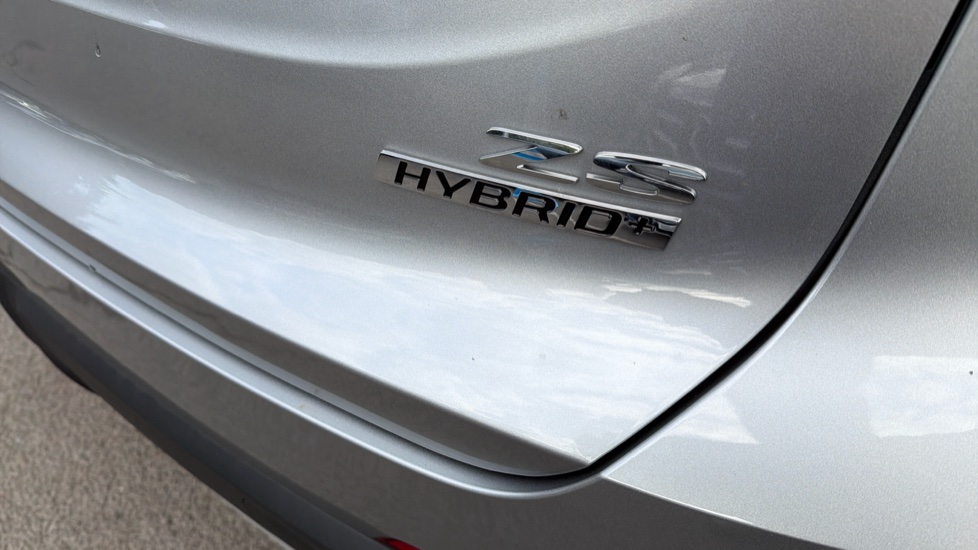 MG ZS 1.5 Hybrid+ Trophy 5dr Auto Hybrid Hatchback - Image 35