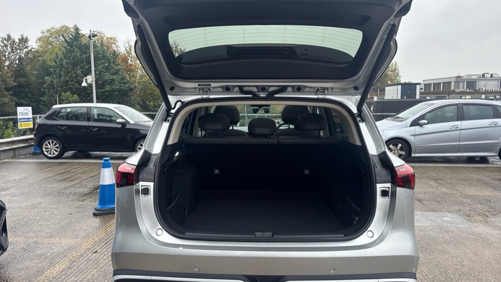 MG MGS6 180kW Trophy EV Long Range 77kWh 5dr Auto Electric Estate - Image 4