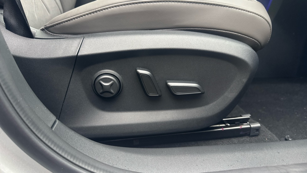 MG MGS6 180kW Trophy EV Long Range 77kWh 5dr Auto Electric Estate - Image 28