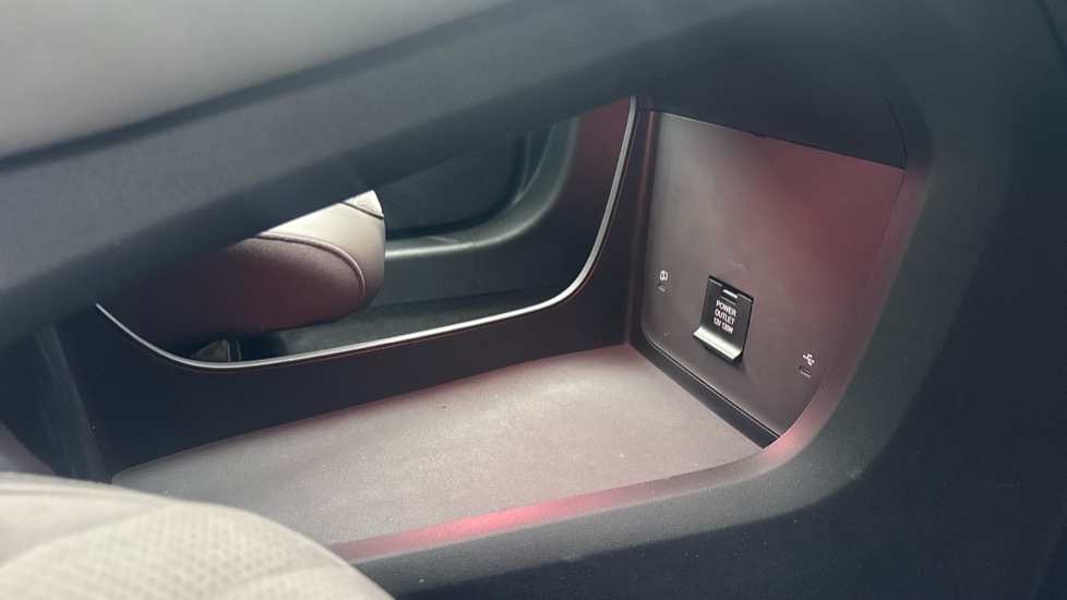 MG MGS6 180kW Trophy EV Long Range 77kWh 5dr Auto Electric Estate - Image 32