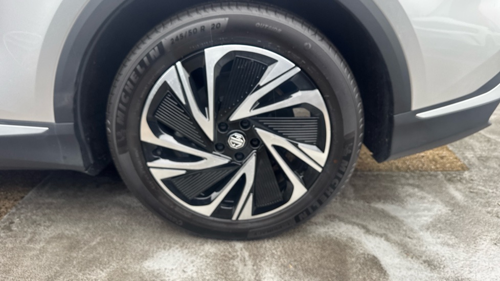 MG MGS6 180kW Trophy EV Long Range 77kWh 5dr Auto Electric Estate - Image 33