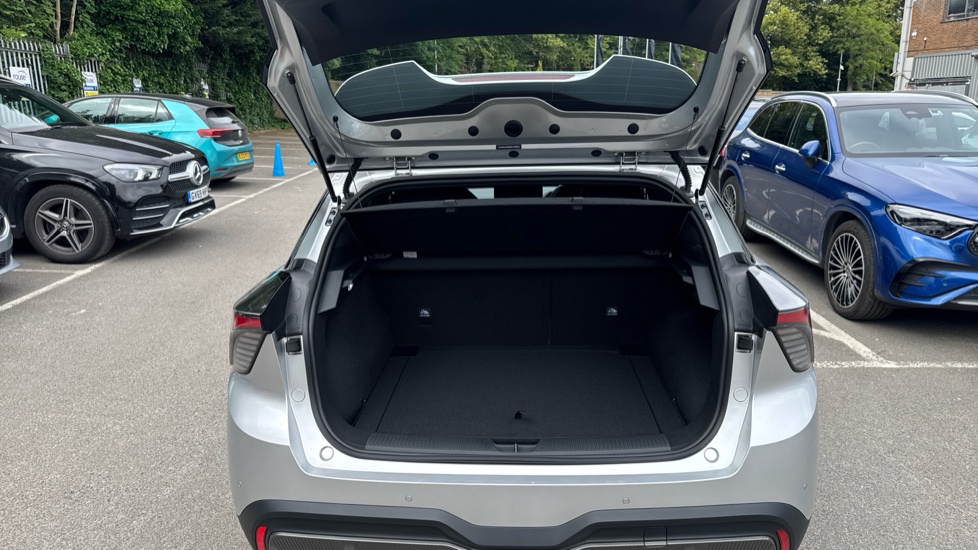 MG MG4 320kW XPOWER 64kWh 5dr Auto Electric Hatchback - Image 4