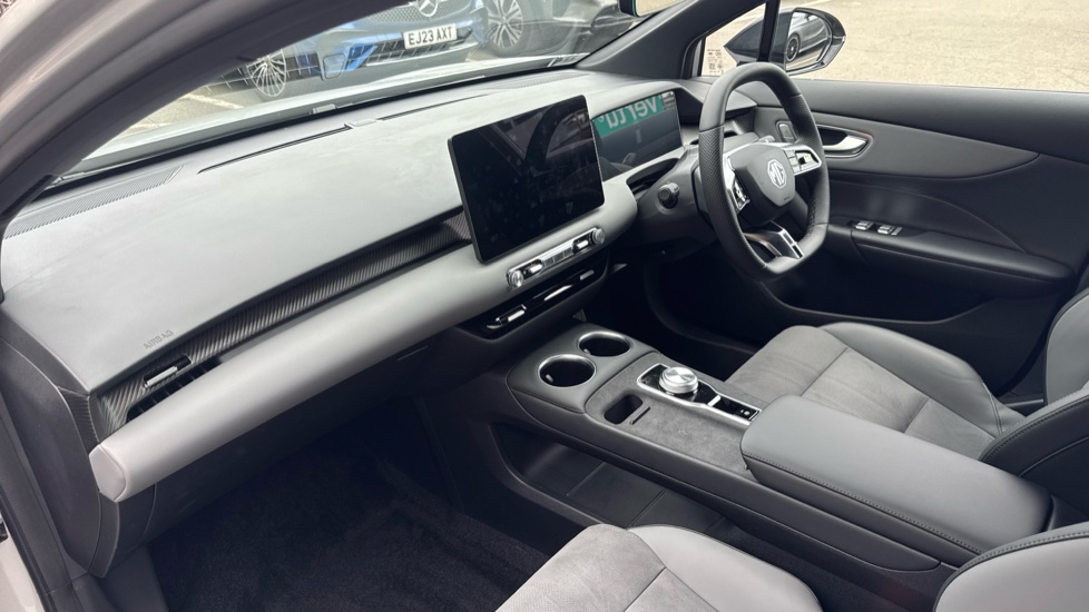 MG MG4 320kW XPOWER 64kWh 5dr Auto Electric Hatchback - Image 9
