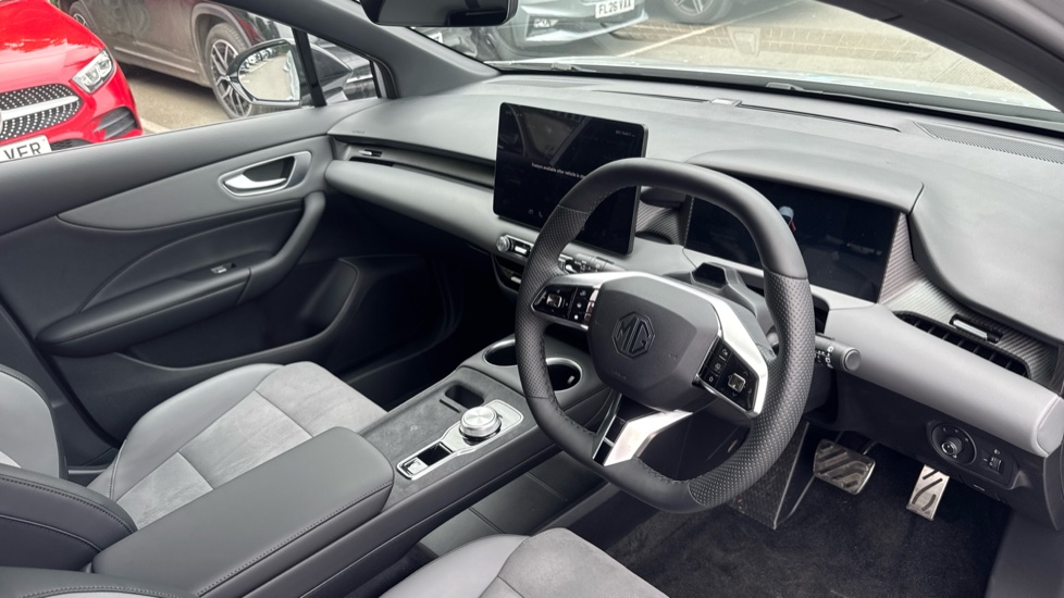 MG MG4 320kW XPOWER 64kWh 5dr Auto Electric Hatchback - Image 11