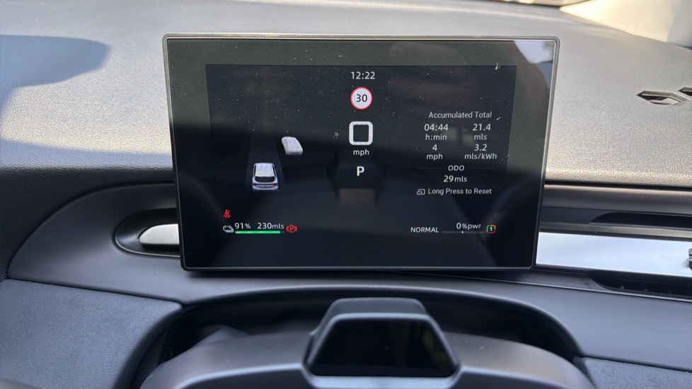 MG MG4 Urban 118kW Premium Long Range 54kWh 5dr Auto Electric Hatchback - Image 18