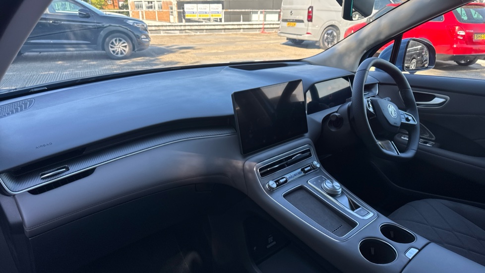MG MGS6 180kW Trophy EV Long Range 77kWh 5dr Auto Electric Estate - Image 9