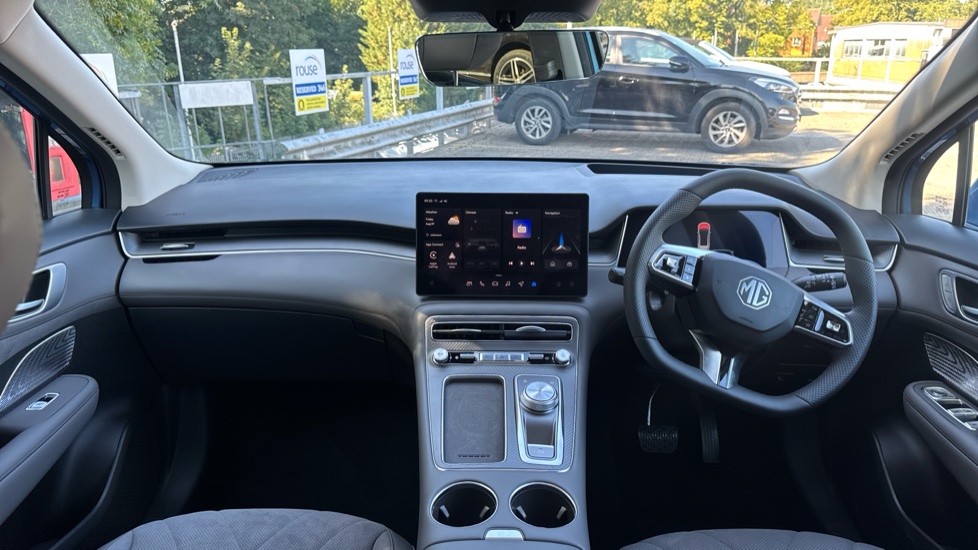MG MGS6 180kW Trophy EV Long Range 77kWh 5dr Auto Electric Estate - Image 10