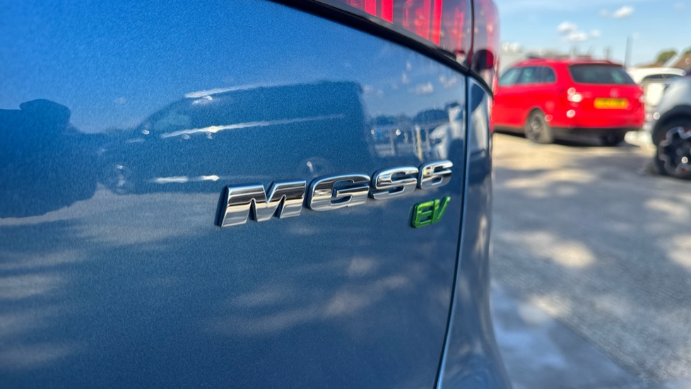MG MGS6 180kW Trophy EV Long Range 77kWh 5dr Auto Electric Estate - Image 30