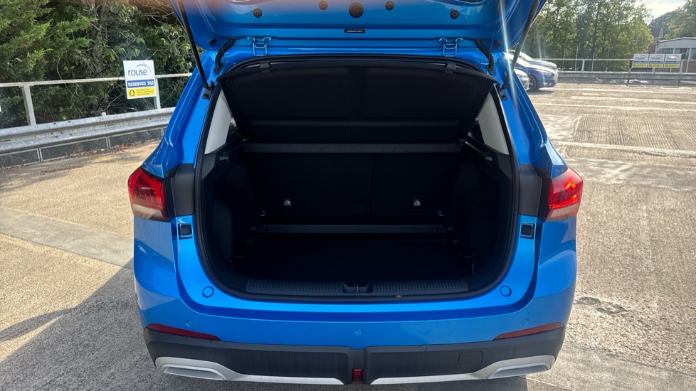 MG ZS 1.5 Hybrid+ Trophy 5dr Auto Hybrid Hatchback - Image 4