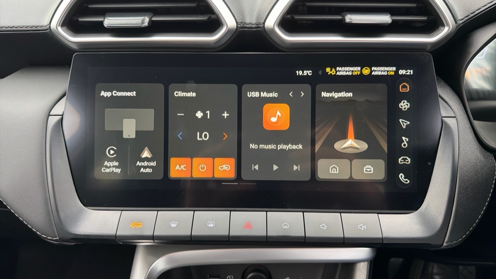 MG ZS 1.5 Hybrid+ Trophy 5dr Auto Hybrid Hatchback - Image 12