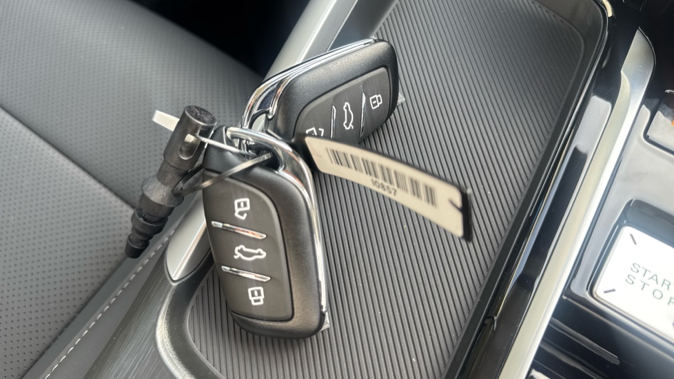 MG ZS 1.5 Hybrid+ Trophy 5dr Auto Hybrid Hatchback - Image 20
