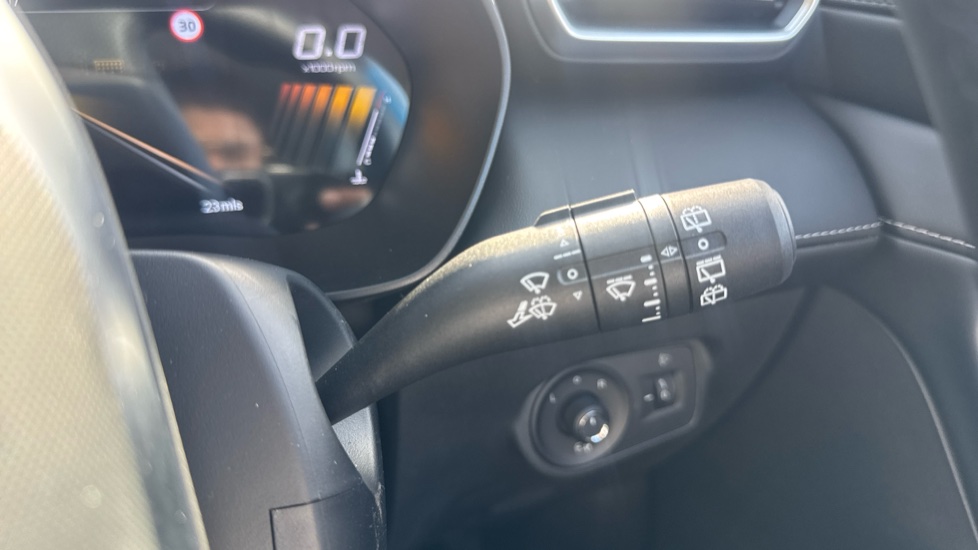 MG ZS 1.5 Hybrid+ Trophy 5dr Auto Hybrid Hatchback - Image 22