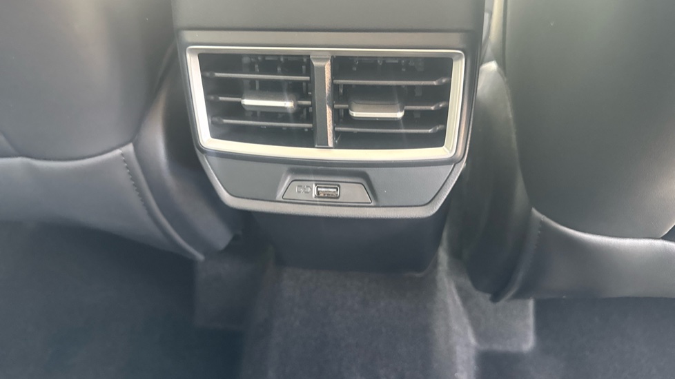 MG ZS 1.5 Hybrid+ Trophy 5dr Auto Hybrid Hatchback - Image 35