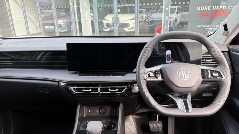 MG HS 1.5 T-GDI PHEV Trophy 5dr Auto Hatchback - Image 10