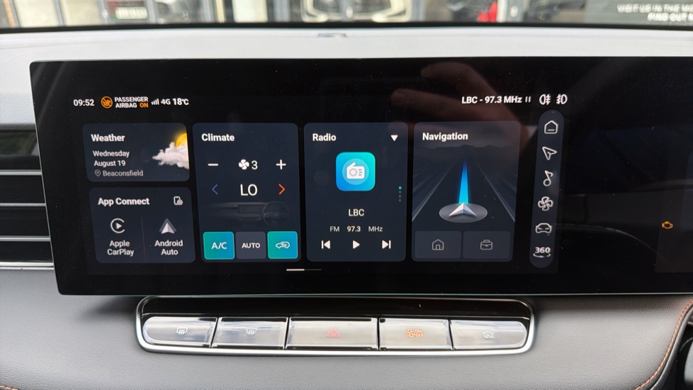 MG HS 1.5 T-GDI PHEV Trophy 5dr Auto Hatchback - Image 12