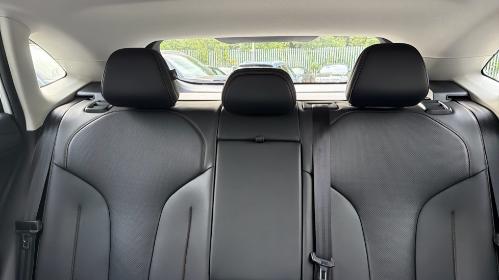 MG HS 1.5 T-GDI PHEV Trophy 5dr Auto Hatchback - Image 15