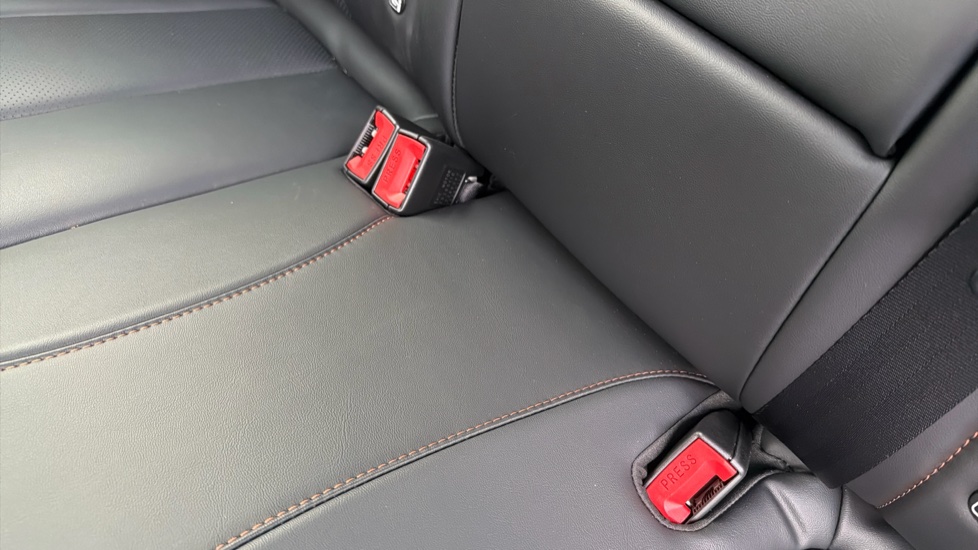 MG HS 1.5 T-GDI PHEV Trophy 5dr Auto Hatchback - Image 17