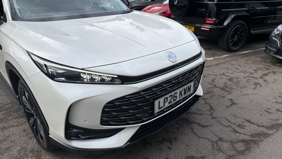 MG HS 1.5 T-GDI PHEV Trophy 5dr Auto Hatchback - Image 22