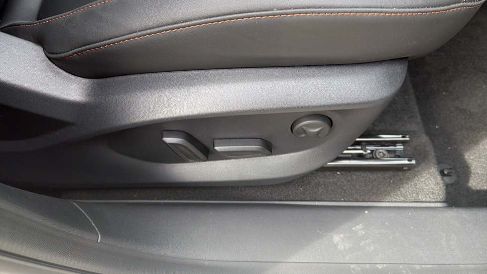 MG HS 1.5 T-GDI PHEV Trophy 5dr Auto Hatchback - Image 28