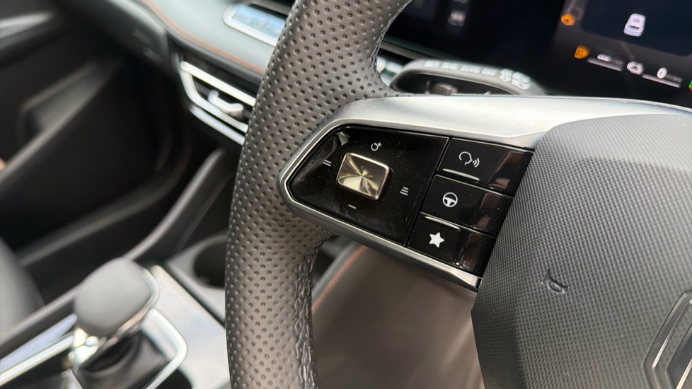 MG HS 1.5 T-GDI PHEV Trophy 5dr Auto Hatchback - Image 30