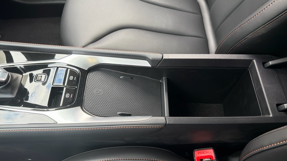 MG HS 1.5 T-GDI PHEV Trophy 5dr Auto Hatchback - Image 37