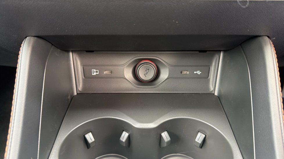 MG HS 1.5 T-GDI PHEV Trophy 5dr Auto Hatchback - Image 38