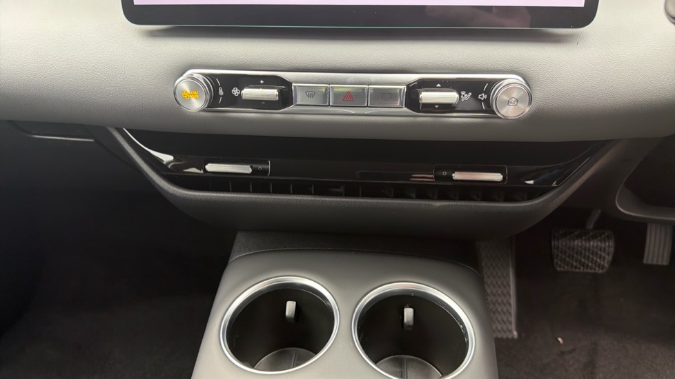 MG MG4 170kW Premium Long Range 64kWh 5dr Auto Electric Hatchback - Image 32