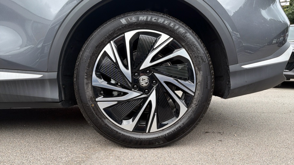 MG MGS6 180kW Trophy EV Long Range 77kWh 5dr Auto Electric Estate - Image 7