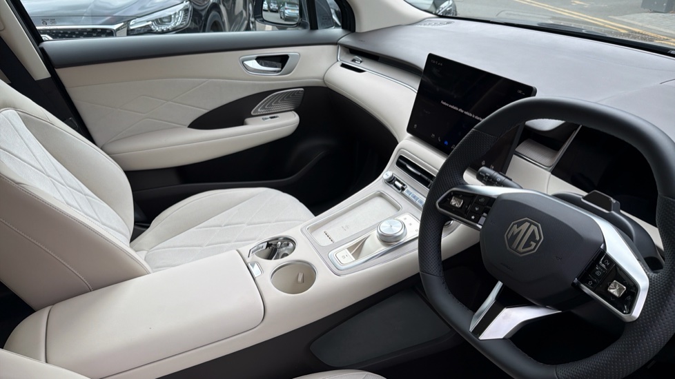 MG MGS6 180kW Trophy EV Long Range 77kWh 5dr Auto Electric Estate - Image 14