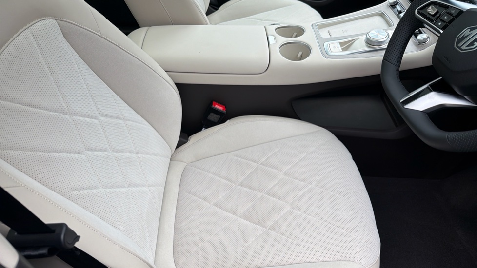 MG MGS6 180kW Trophy EV Long Range 77kWh 5dr Auto Electric Estate - Image 29