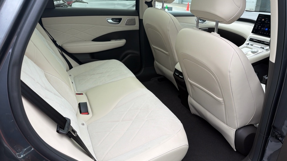 MG MGS6 180kW Trophy EV Long Range 77kWh 5dr Auto Electric Estate - Image 35