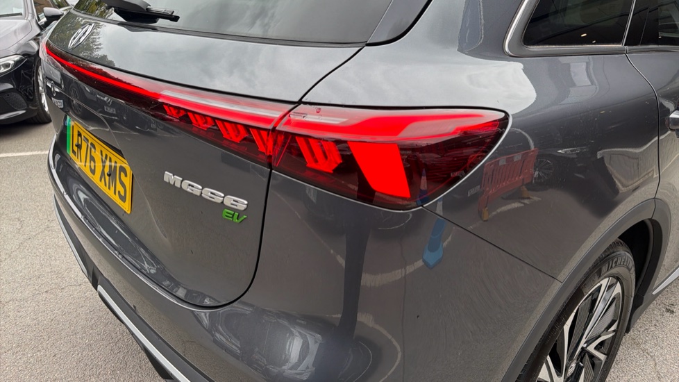 MG MGS6 180kW Trophy EV Long Range 77kWh 5dr Auto Electric Estate - Image 37
