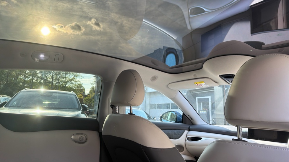 MG IM5 217kW Standard Range 75kWh 5dr Auto Electric Hatchback - Image 36