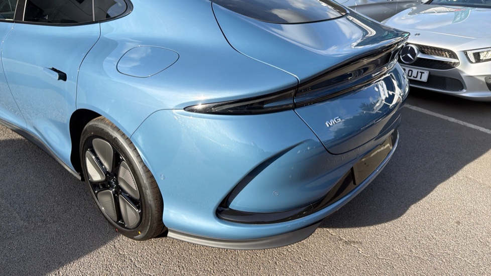 MG IM5 217kW Standard Range 75kWh 5dr Auto Electric Hatchback - Image 39