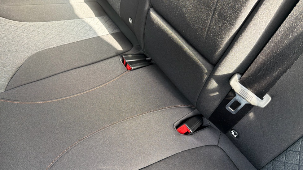 MG HS 1.5 T-GDI PHEV SE 5dr Auto Hatchback - Image 17