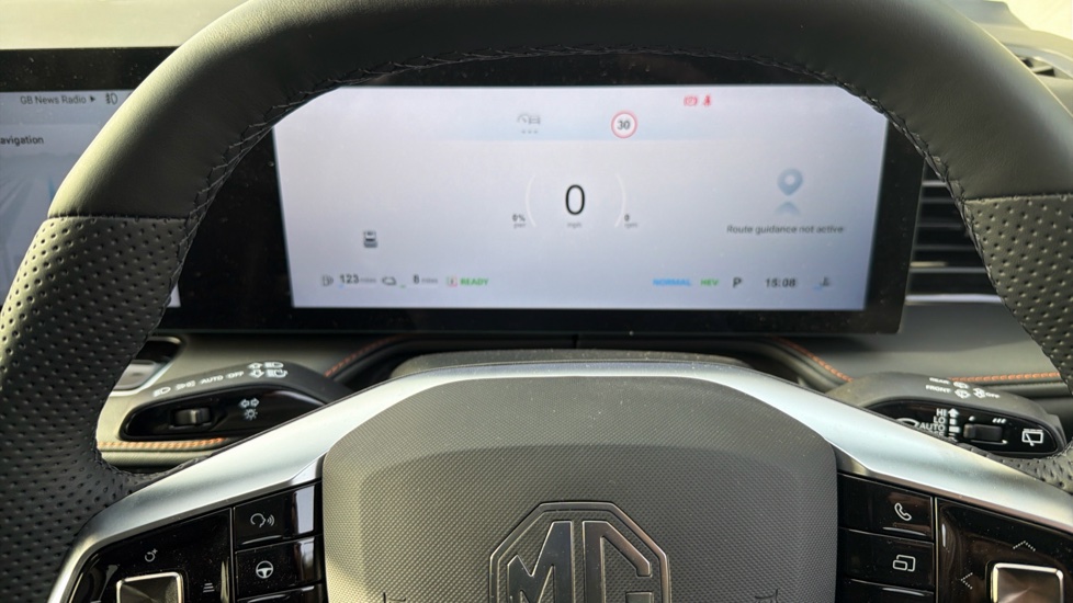 MG HS 1.5 T-GDI PHEV SE 5dr Auto Hatchback - Image 18