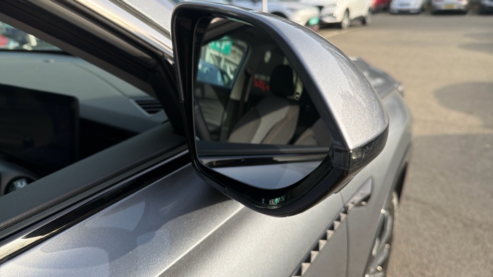 MG HS 1.5 T-GDI PHEV SE 5dr Auto Hatchback - Image 22