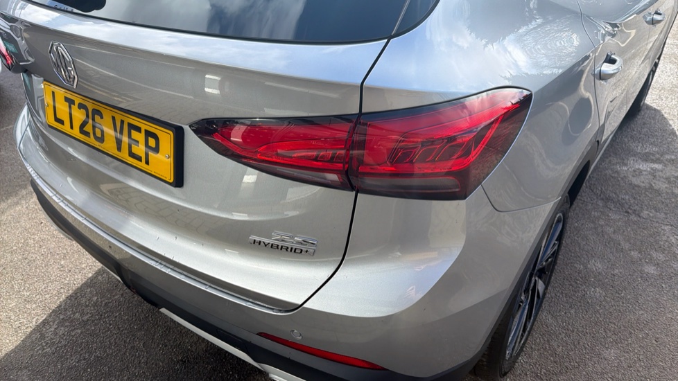 MG ZS 1.5 Hybrid+ Trophy 5dr Auto Hybrid Hatchback - Image 34