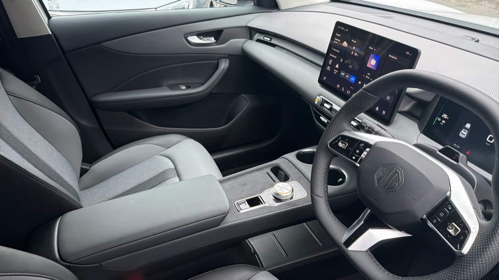 MG MGS5 170kW Trophy EV Long Range 64kWh 5dr Auto Electric Estate - Image 14