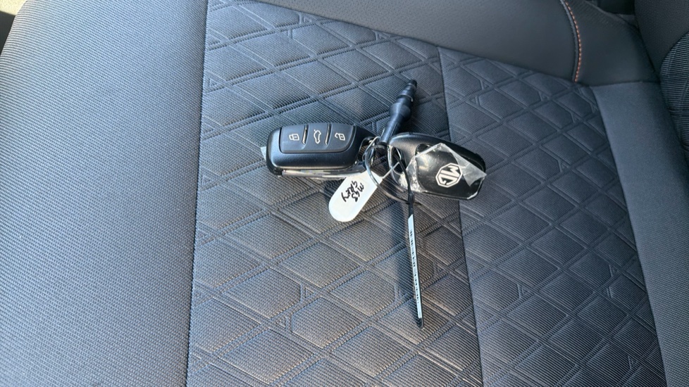 MG MG3 1.5 Hybrid Trophy 5dr Auto Hybrid Hatchback - Image 20