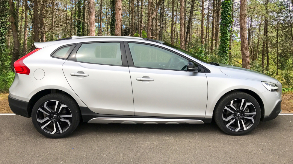 Volvo V40 Cc T3 Cross Country Pro Automatic V40 Cross Country