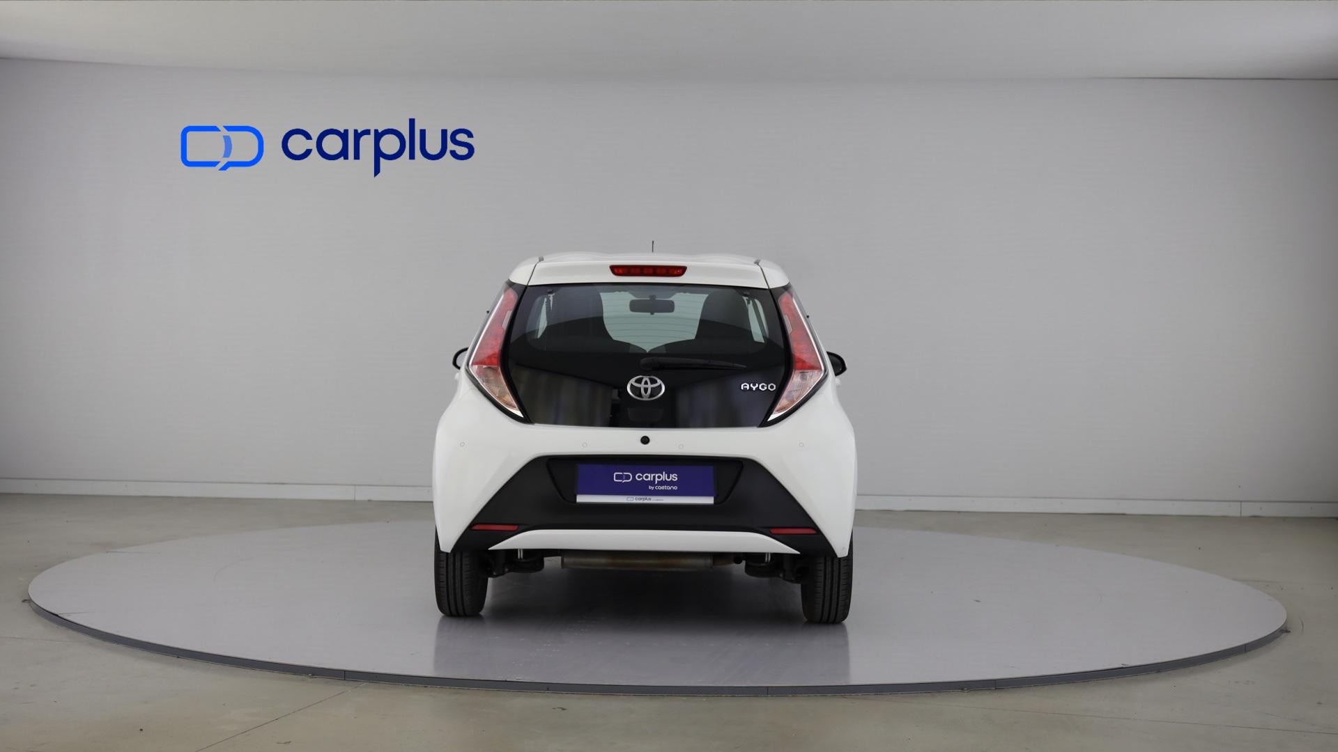 Toyota Aygo 1.0 VVT-i x-play AC — photo 2