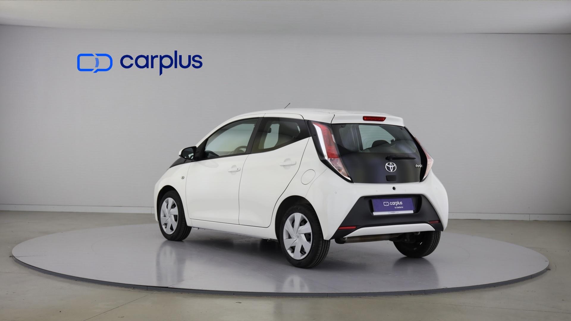 Toyota Aygo 1.0 VVT-i x-play AC — photo 3