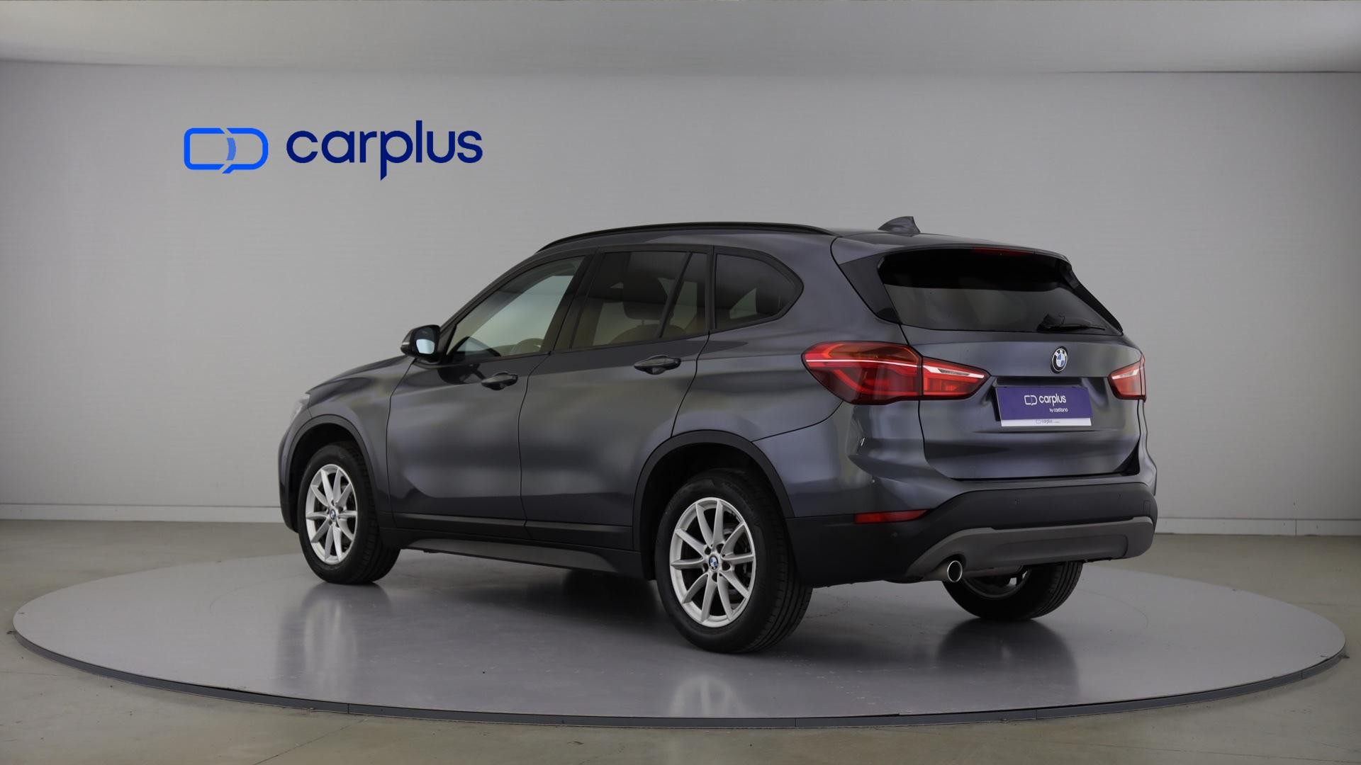BMW X1 sDrive16d — photo 3