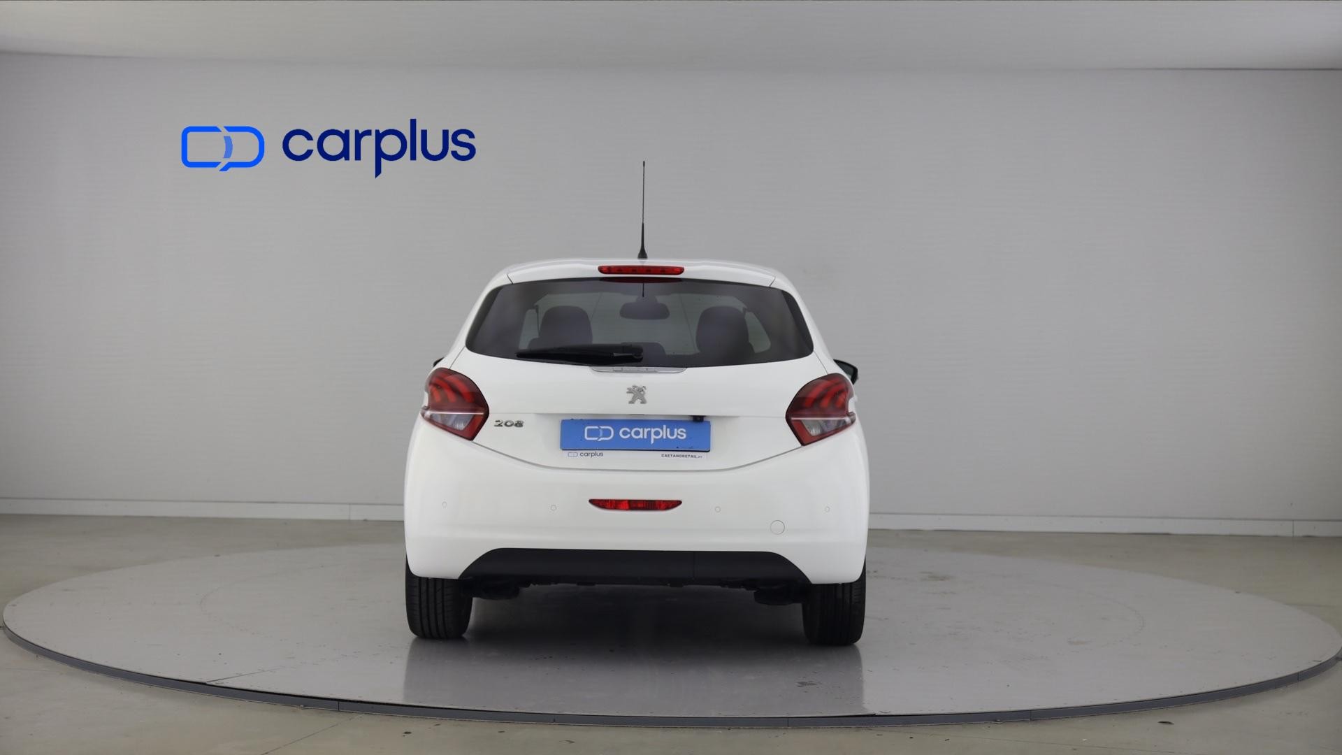 Peugeot 208 Allure 1.2 PureTech 82 Euro 6.2 — photo 2