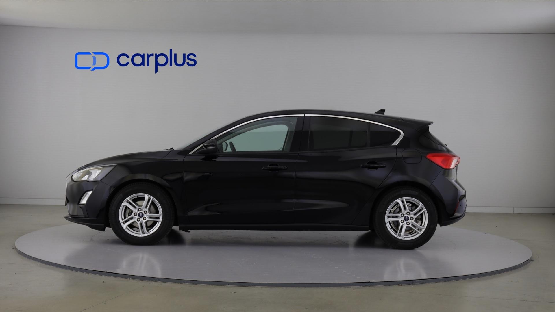 Ford Focus 1.0 EcoBoost 125CV Titanium — photo 4