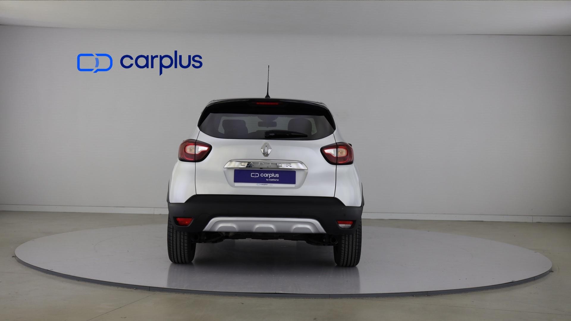 Renault Captur 1.5 dCi 90 Energy Exclusive EDC — photo 2
